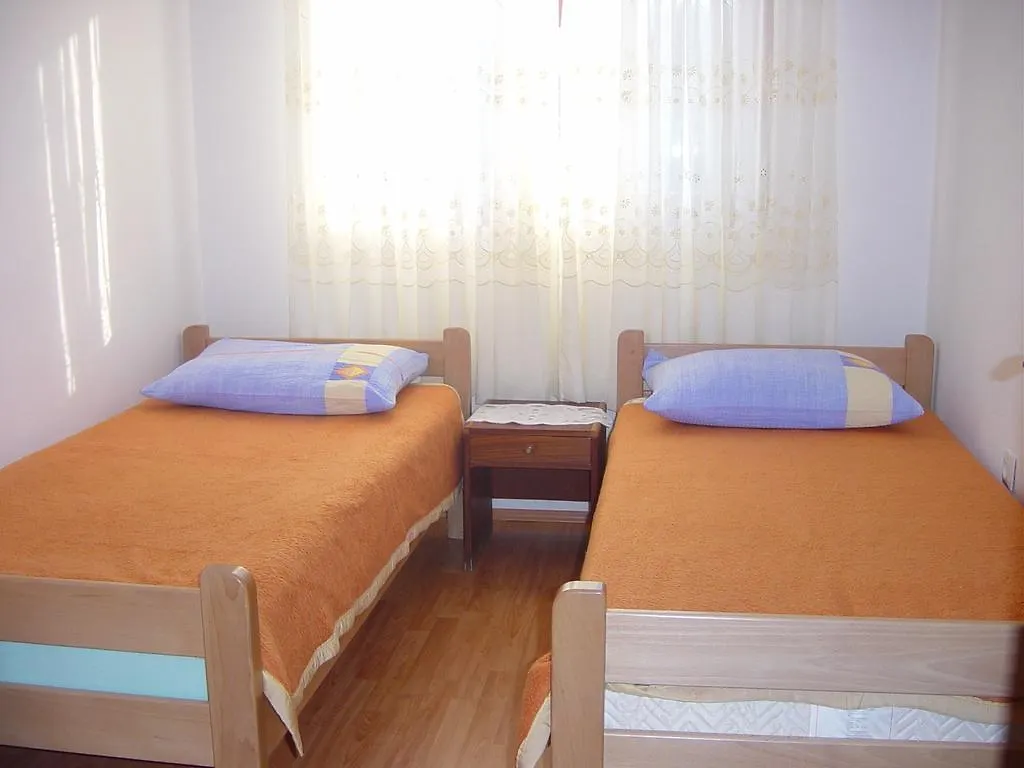 Apartments Tancabelic Baska  0*, Baska (Krk)